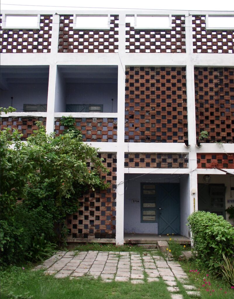Chandigarh - Pierre Jeanneret - Low-cost Government Housing